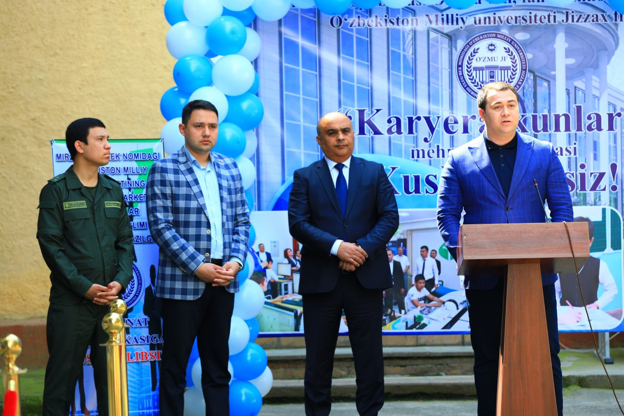 Oʻzbekiston Milliy universiteti Jizzax filiali talabalari uchun “Karyera kuni va mehnat yarmarkasi” da 300 dan ortiq ish o‘rni taklif qilindi.